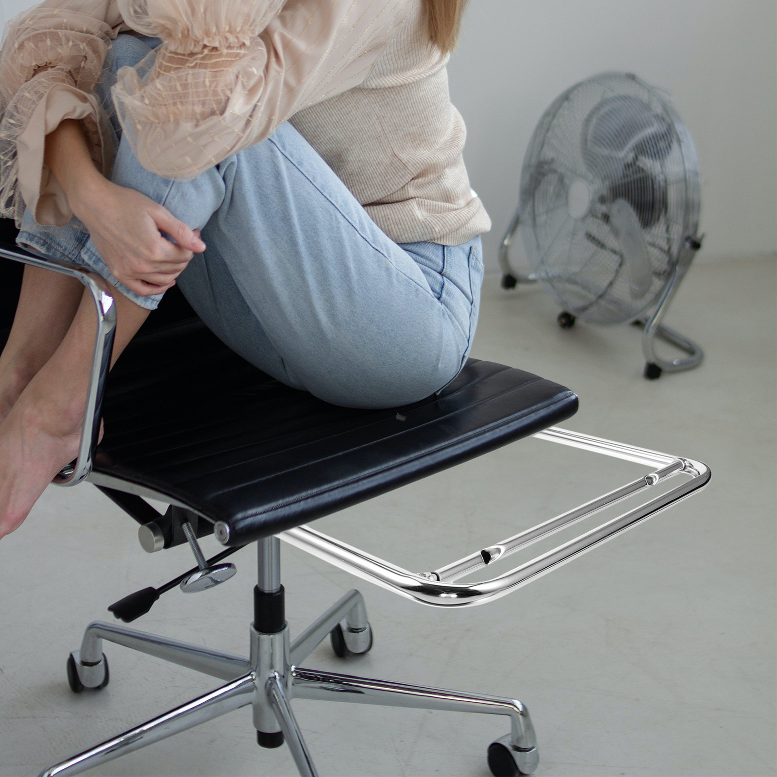 1Pcs Footrest Rack Stainless S - огляд і ціна Footrest Under Desk